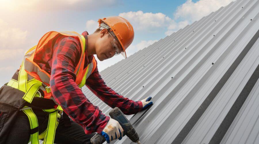 Professional gutter cleaning in Lewisberry, PA